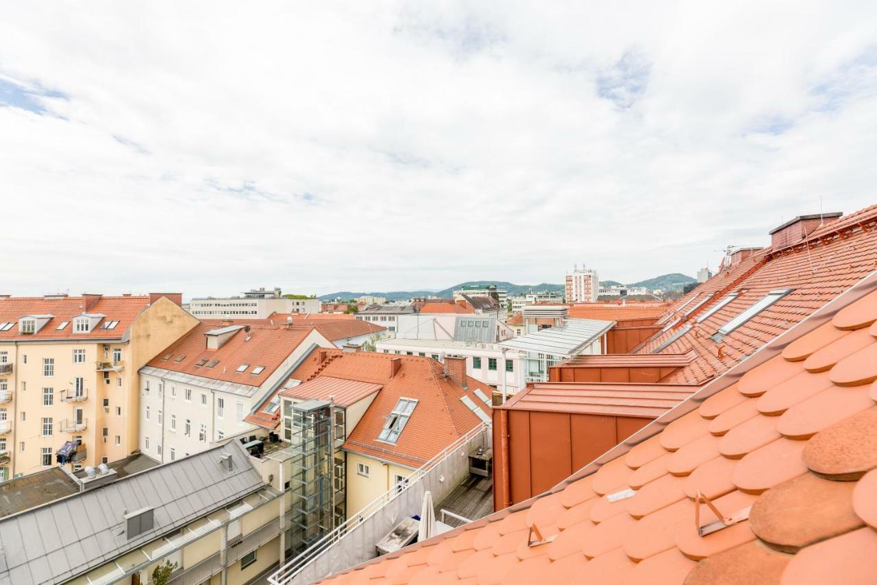 Grosse Dachgeschosswohnung Im Herzen Von Graz Eksteriør bilde